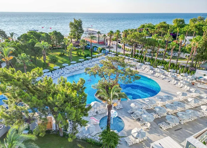 Resort Catamaran Quality Times