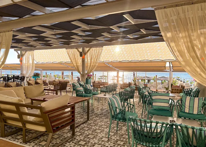 Catamaran Quality Times Resort 5*