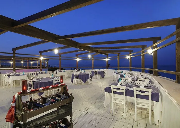 Catamaran Quality Times Resort 5*