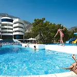 Feriested Catamaran Quality Times 5*