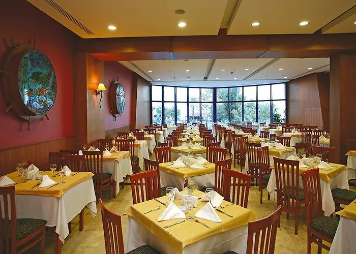 Catamaran Quality Times Kemer