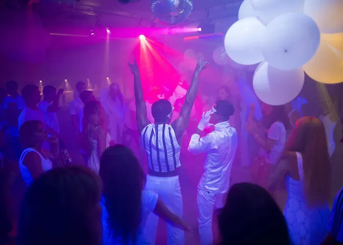 Catamaran Quality Times Resort Kemer