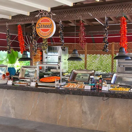 Catamaran Quality Times 度假村 凯梅尔