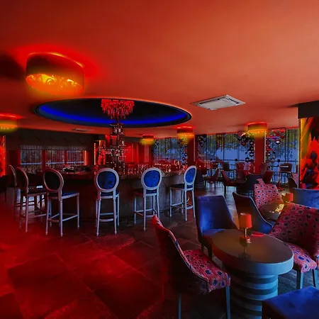 度假村 Catamaran Quality Times