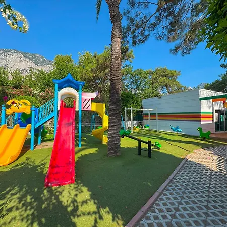 Resort Catamaran Quality Times Kemer