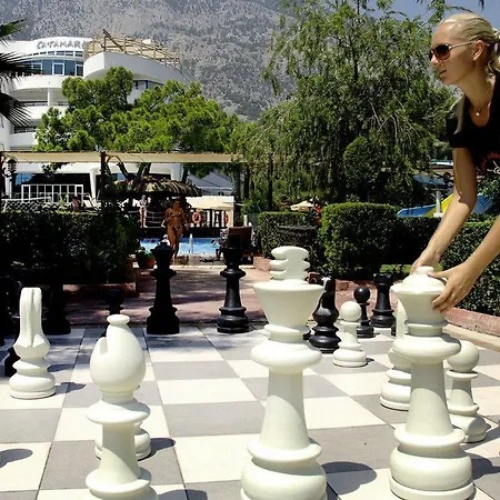 Catamaran Quality Times 度假村 5*