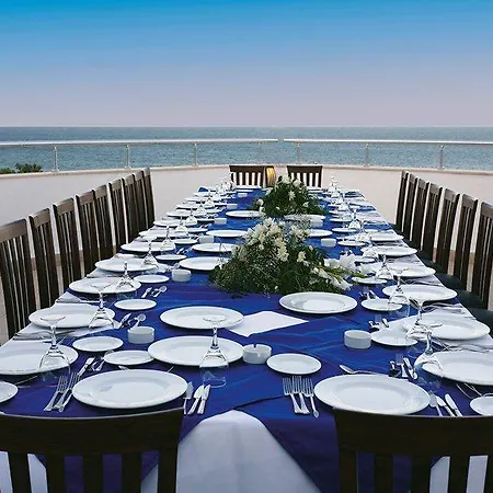 Resort Catamaran Quality Times - Premium Ultra 5*