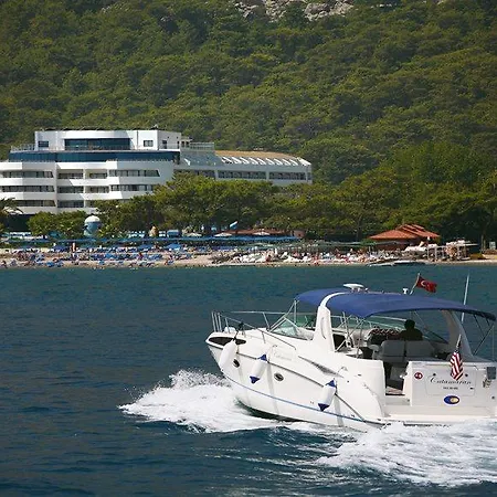 Catamaran Quality Times 케메르