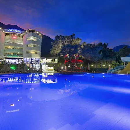 Catamaran Quality Times 凯梅尔