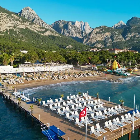 Catamaran Quality Times Resort 5*