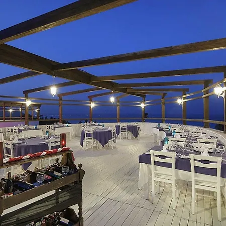 Catamaran Quality Times Курортный комплекс 5*